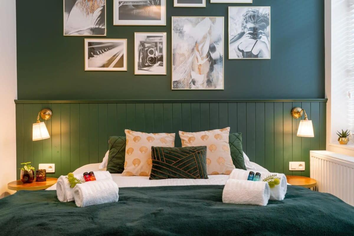 Huswell - Stylish Studio In The Heart Of Bruges Extérieur photo